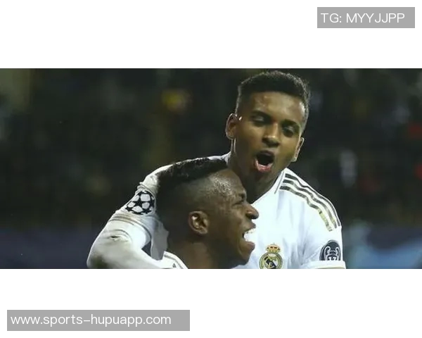 安切洛蒂训练排出424阵型维尼修斯与罗德里戈携手锋线争胜 安切洛蒂训练排出424阵型维尼修斯与罗德里戈携手锋线争胜