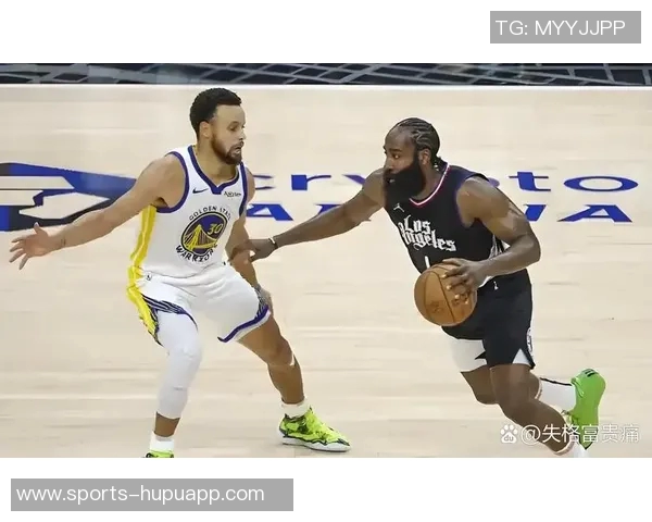 库里赛前幽默互动哈登称我们还在打呢展现友谊与竞技精神