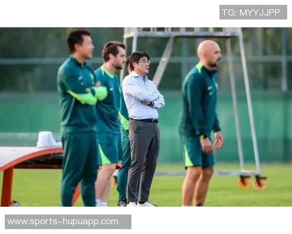 国安队明天下午适应场地训练拉米罗与塞鸟将出席新闻发布会 国安队明天下午适应场地训练拉米罗与塞鸟将出席新闻发布会