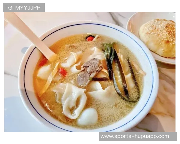 杨瀚森分享美食体验从波特兰的麻木到青岛城阳的美味烩面 杨瀚森分享美食体验从波特兰的麻木到青岛城阳的美味烩面