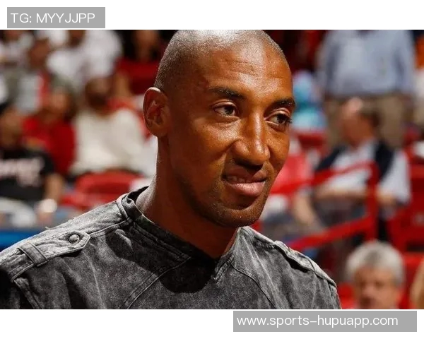 拼尽全力的杰明展现实力末节关键三分助球队逆转胜利